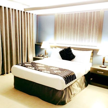 The Pepperland Hotel Legazpi Buitenkant foto